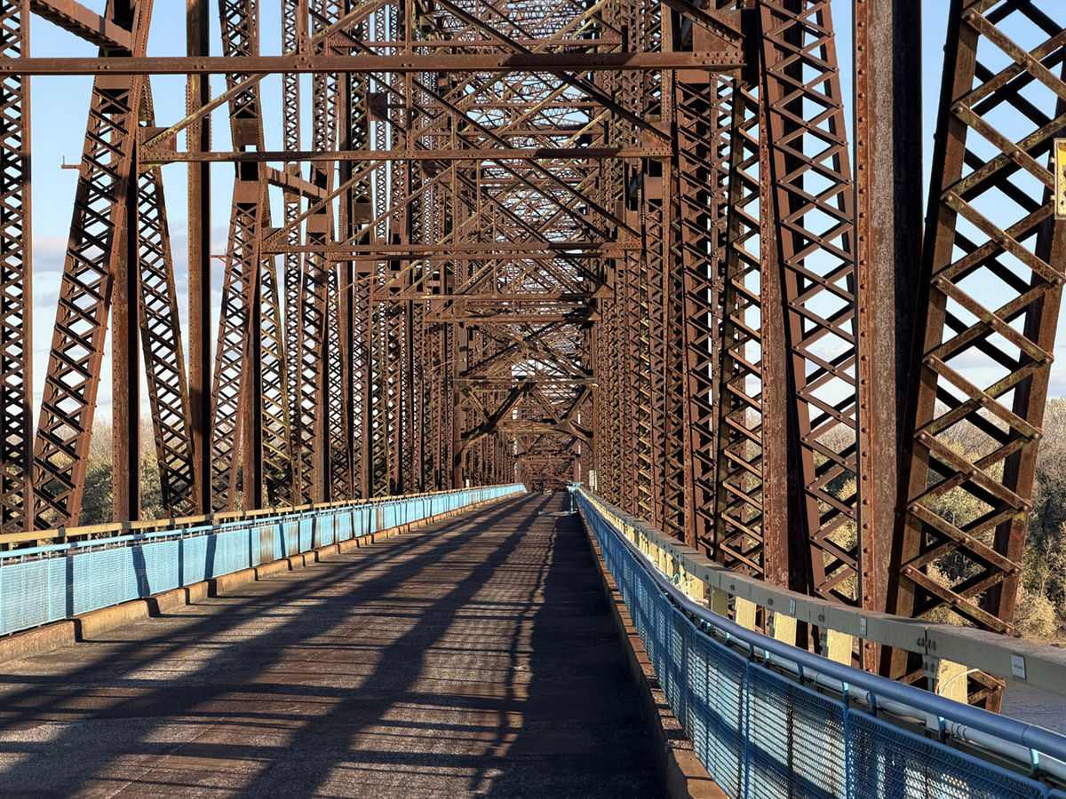 Chain of Rocks bridge over the Mississippi